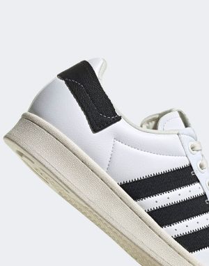 ADIDAS Originals Superstar Parley Shoes White